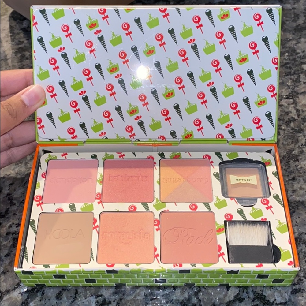 Benefit Cherry Sweet Spot Blush Palette